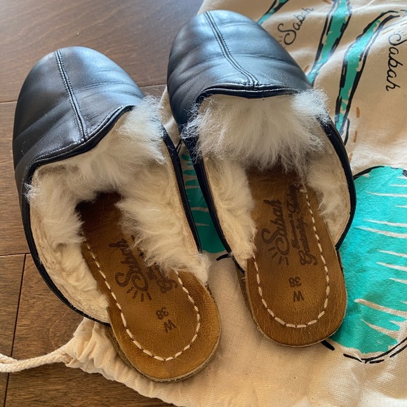 Black Sabah Fur Lined Babas - Picture 3 of 5